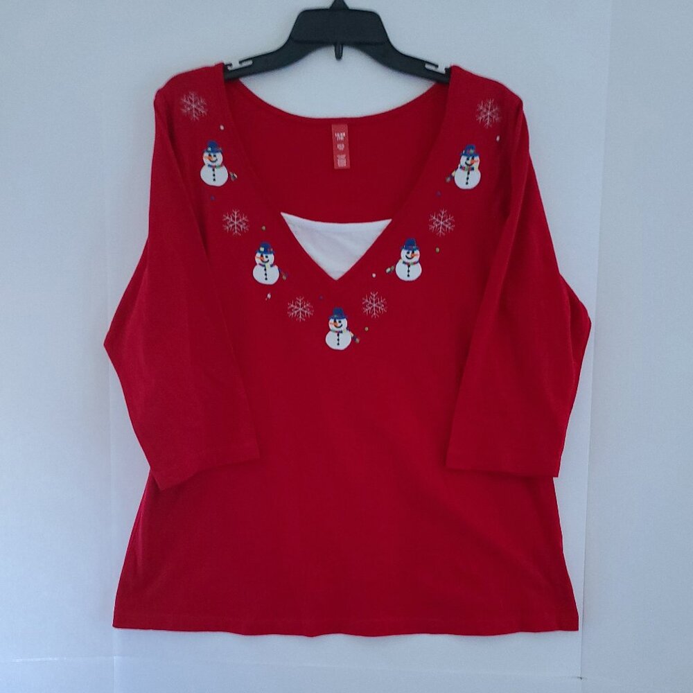 HOLIDAY EDITION?? RED THEME EMBROIDED/ APPLIQUE SNOWMEN /SNOWFLAKES SZ 1X/XG(16)